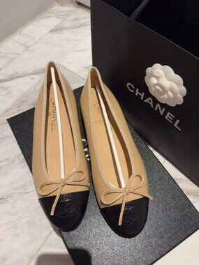 Chanel Beige Black Leather Flats